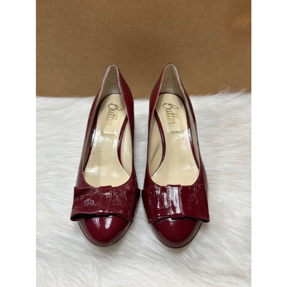 Butter Magenta Crinkle Patent Italian Leather Bow Detail heels Women Size 9